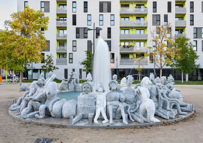 Gelatin: WirWasser,. Installation/Brunnen, Gudrunstraße/Sonnwendgasse, 1100 Wien